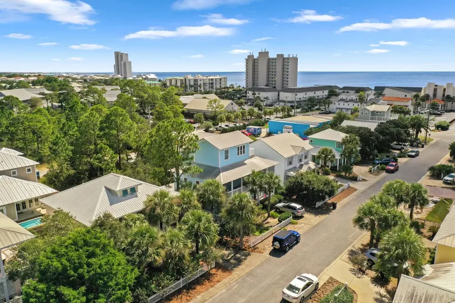 Aerial view of beach cottages near the Gulf in Destin, Florida